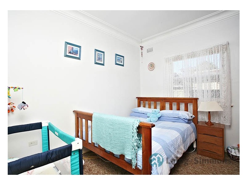 6 Johnstone Street, Guildford NSW 2161