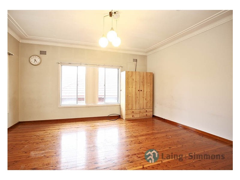 2/27 West Street, Guildford NSW 2161