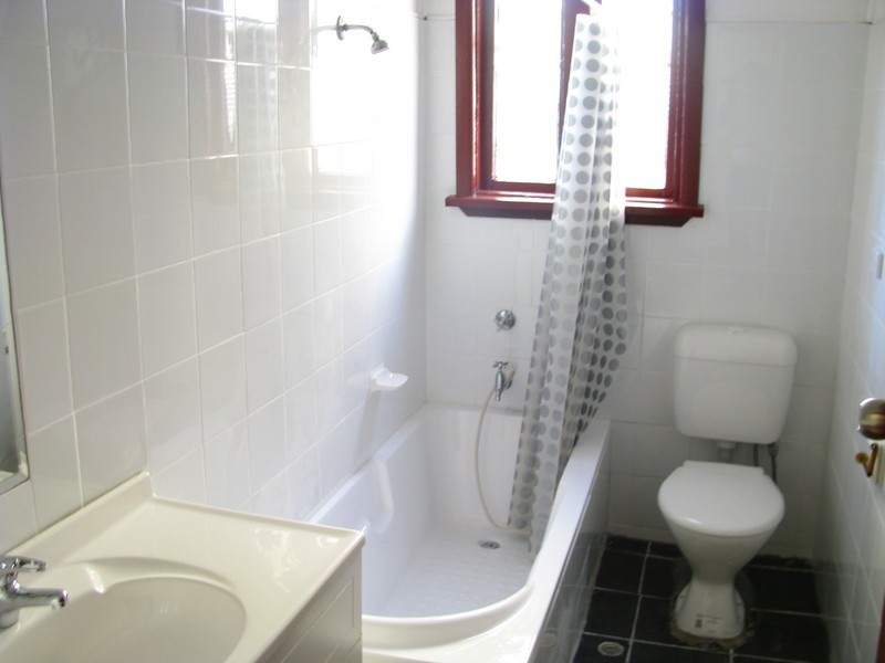 4 William Street, Granville NSW 2142