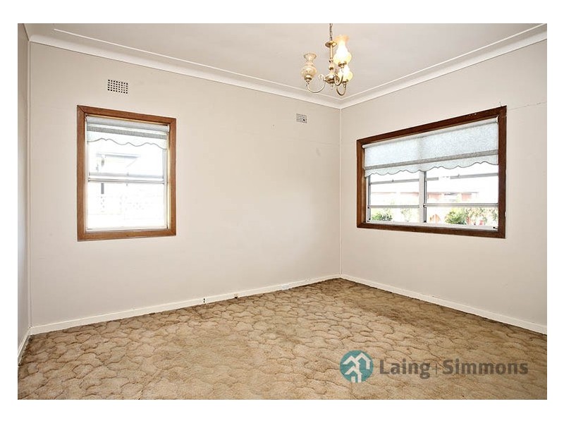 39 Hilltop Road, Merrylands NSW 2160