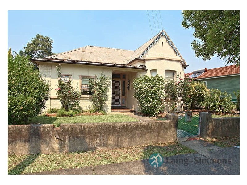 11 Walter Street, Granville NSW 2142