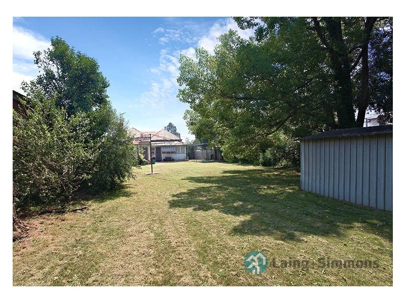 11 Walter Street, Granville NSW 2142