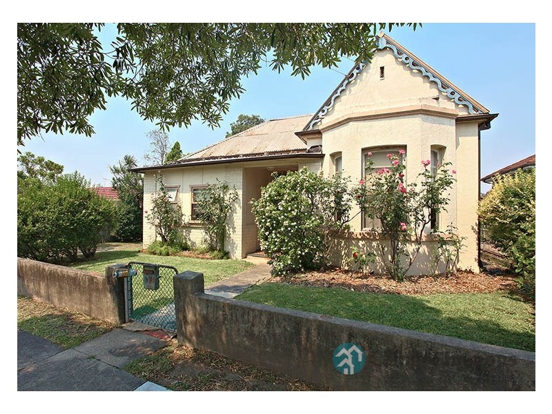 11 Walter Street, Granville NSW 2142