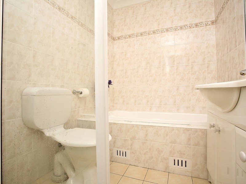 2/162 William Street, Granville NSW 2142