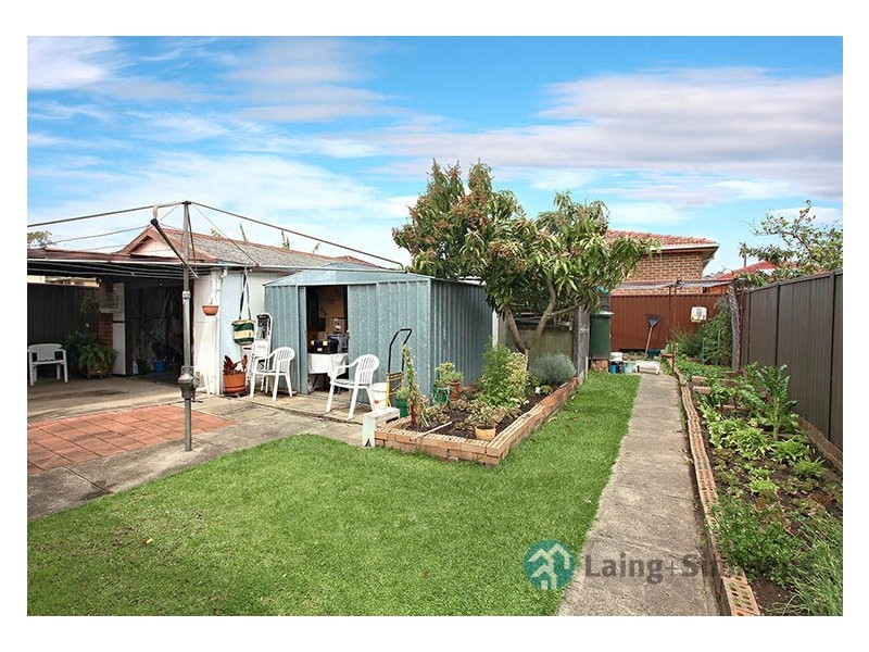 8 Kenyons Road, Merrylands NSW 2160
