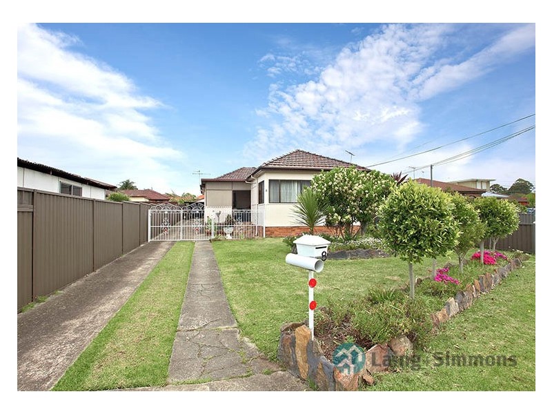 8 Kenyons Road, Merrylands NSW 2160