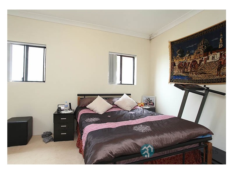 10/335-339 Blaxcell Street, Granville NSW 2142