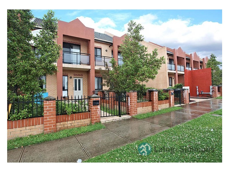 10/335-339 Blaxcell Street, Granville NSW 2142