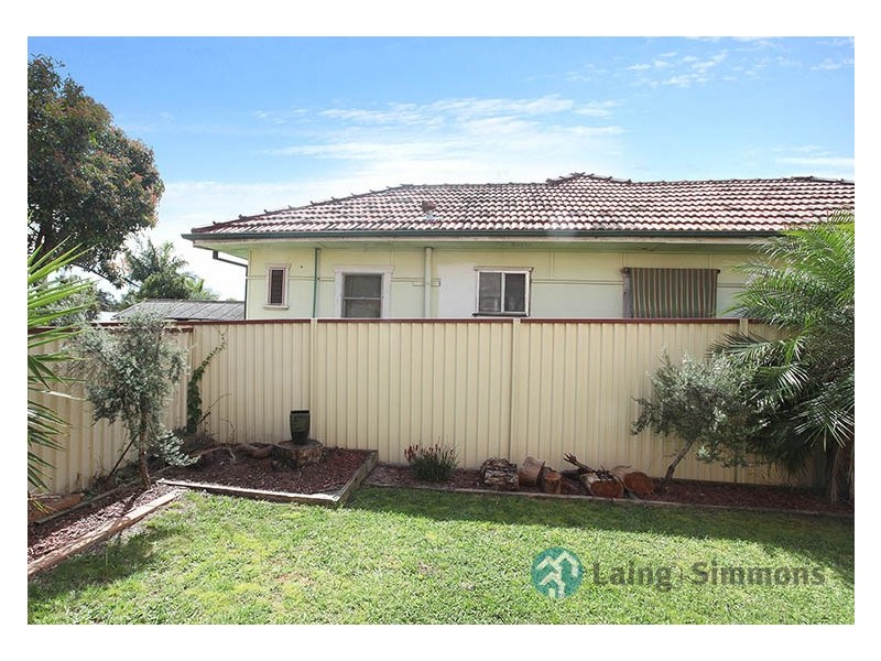 2/11-13 Lansdowne Street, Merrylands NSW 2160
