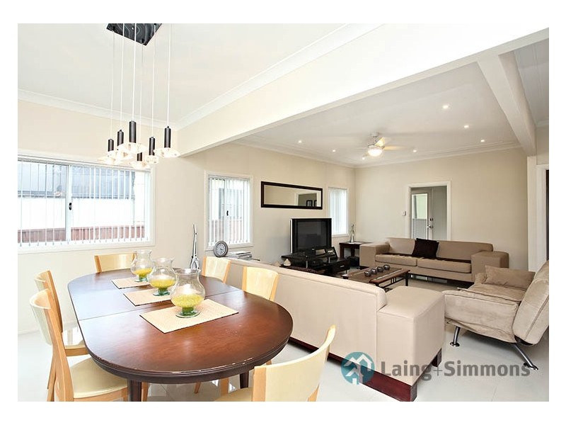 28 Wisdom Street, Guildford NSW 2161