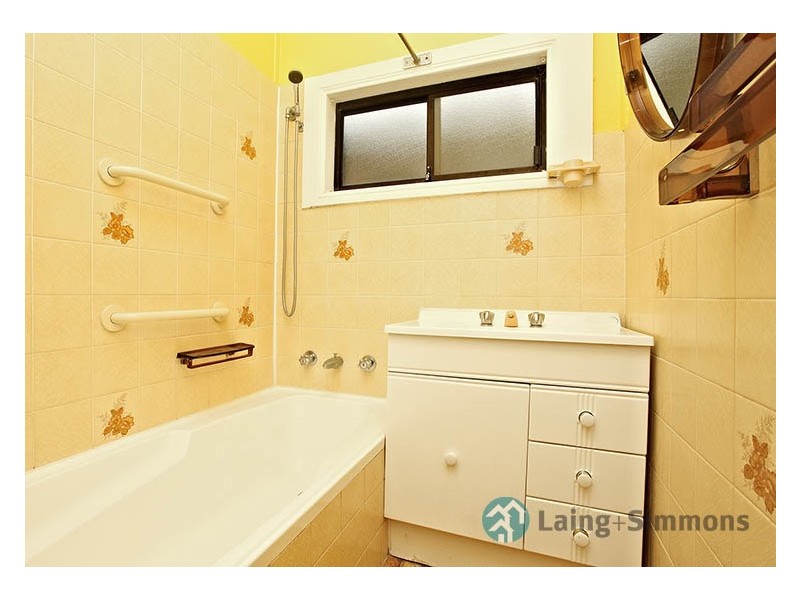 122 Warwick Road, Merrylands NSW 2160