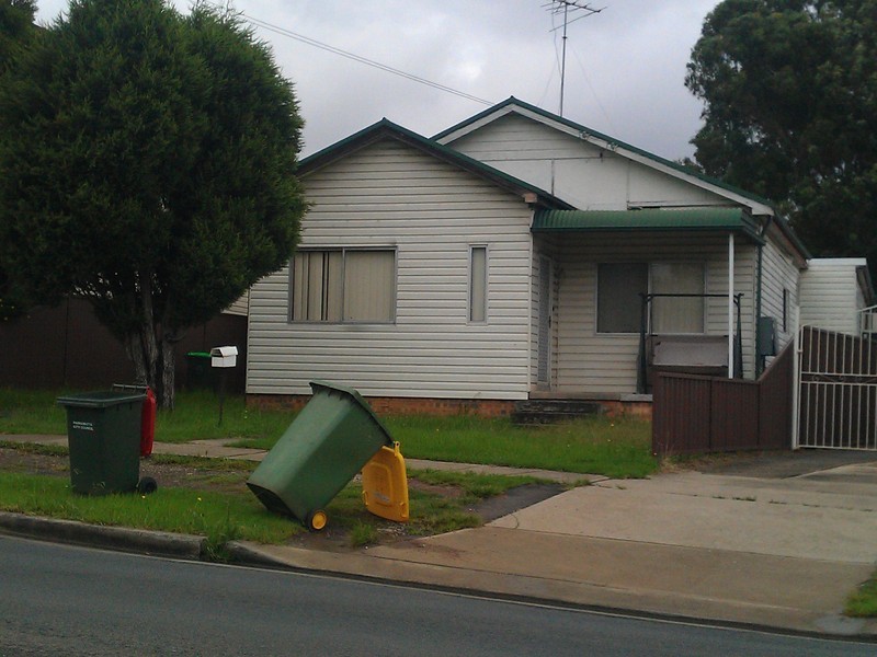 7 Mombri Street, Merrylands NSW 2160