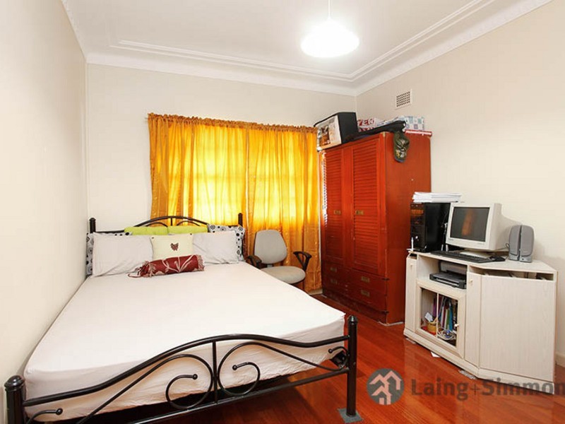 6 Garrard Street, Granville NSW 2142