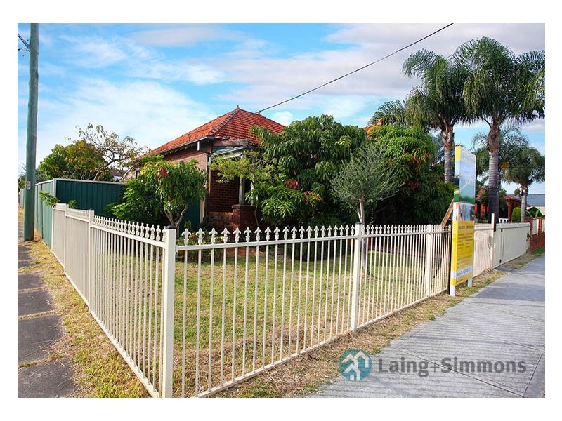 167 Blaxcell Street, Granville NSW 2142