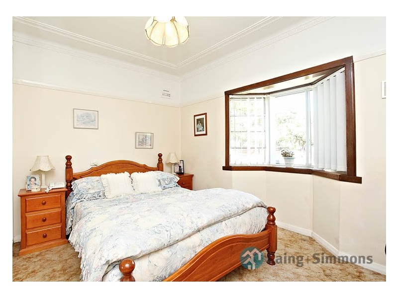 23 Rhodes Avenue, Guildford NSW 2161