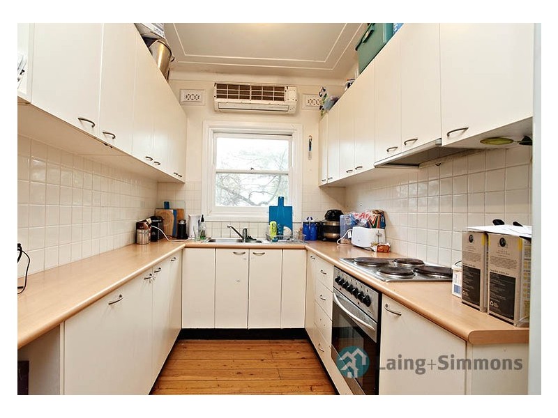 19 Renfrew Street, Guildford NSW 2161