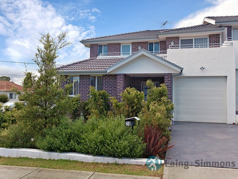 28 Edna Avenue, Merrylands NSW 2160