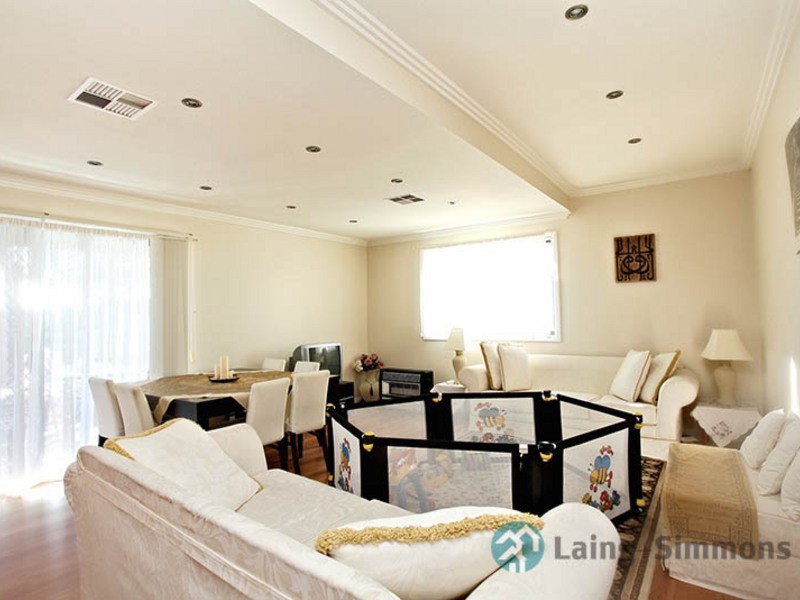 14 Hollywood Street, South Wentworthville NSW 2145