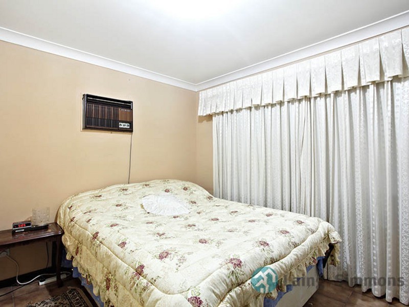 2/26 Farnell Street, Merrylands NSW 2160