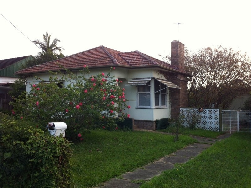 1b Meakin Street, Merrylands NSW 2160