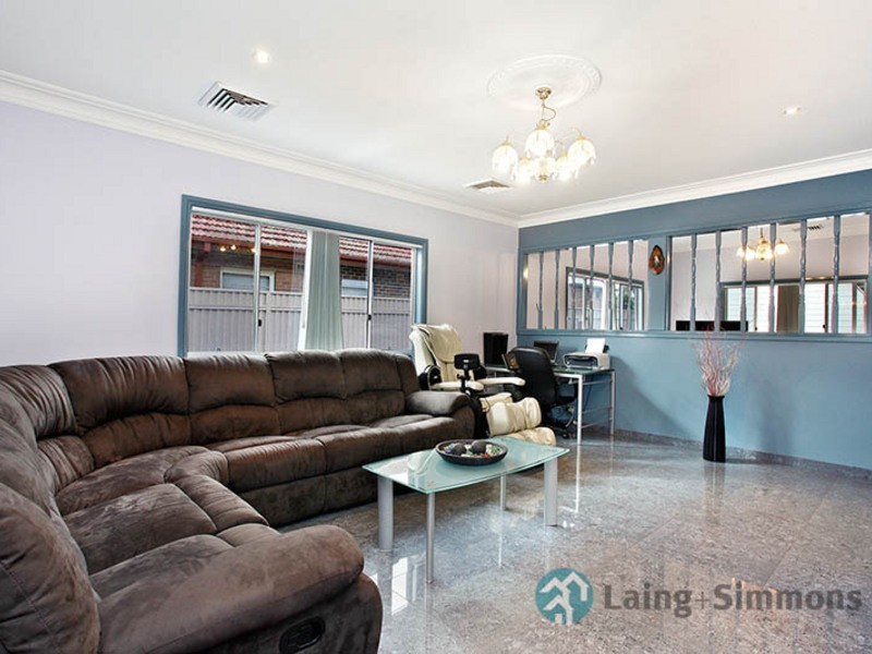 18 Talbot Road, Guildford NSW 2161