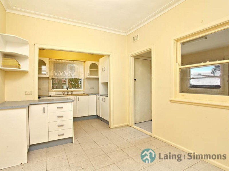 10 Girra Road, Blacktown NSW 2148