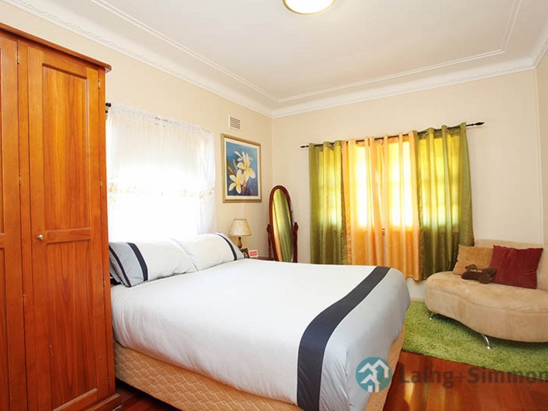 6 Garrard Street, Granville NSW 2142