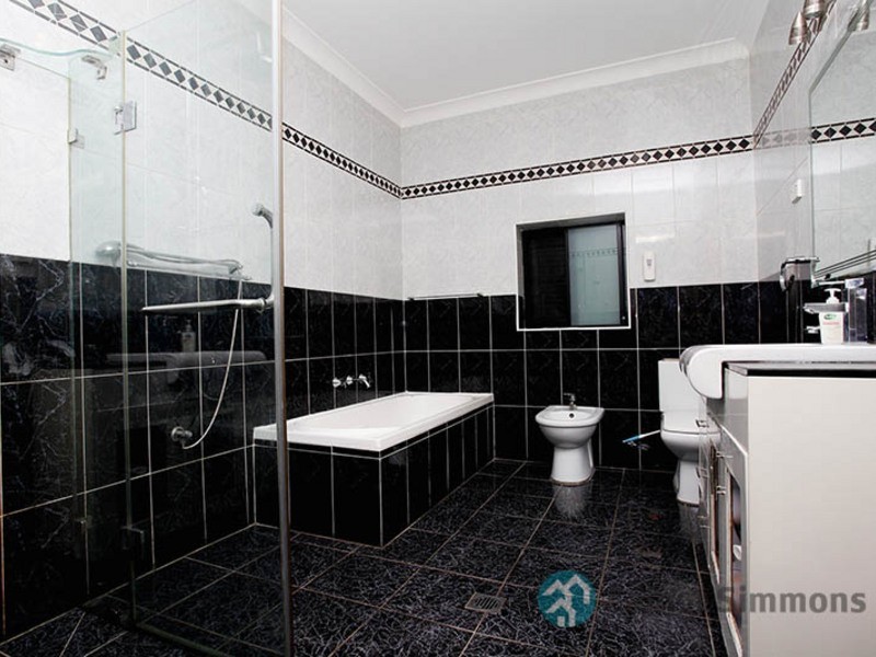 63 Park Road, Auburn NSW 2144