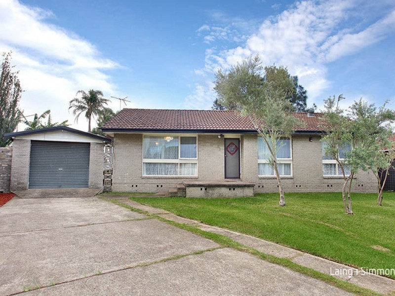 3 Nadia Place, Guildford NSW 2161