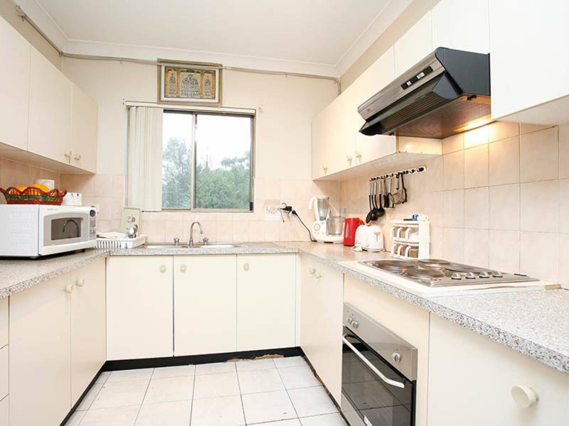 34/11 Louis Street, Granville NSW 2142