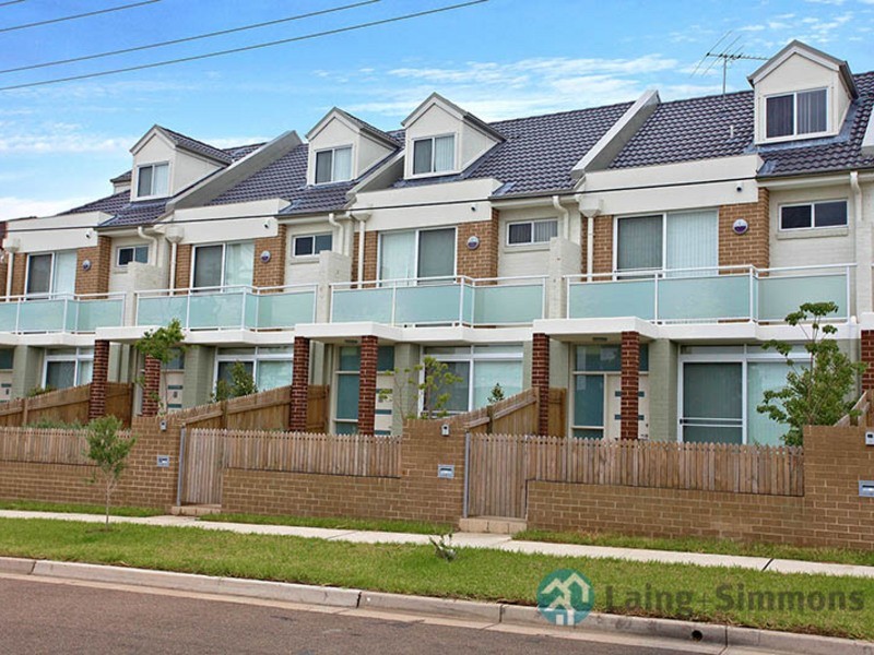 8/25-27 Henry Street, Guildford NSW 2161