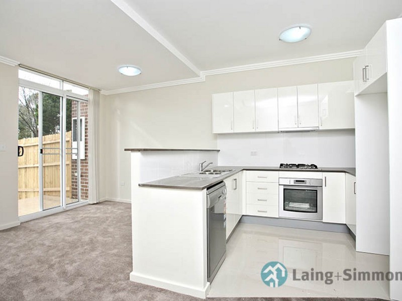 2/25-27 Henry Street, Guildford NSW 2161