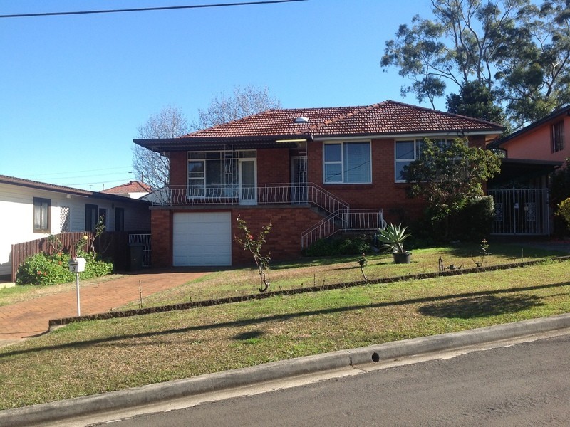 5 Hillier Street, Merrylands NSW 2160