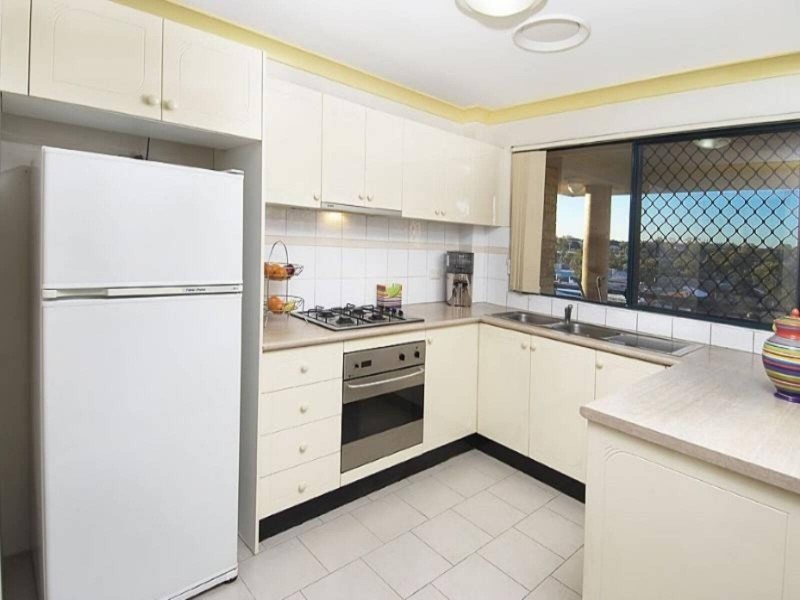 8/60-64 Cowper Street, Granville NSW 2142