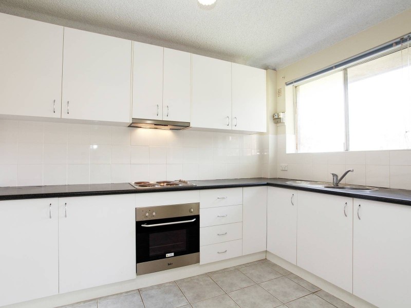 8/11 Lumley Street, Granville NSW 2142