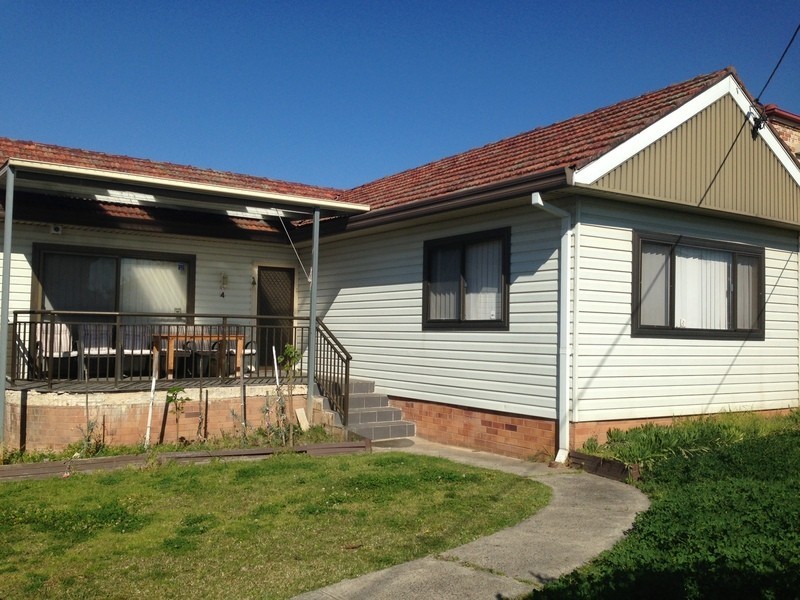 4 Cartwright Street, Merrylands NSW 2160