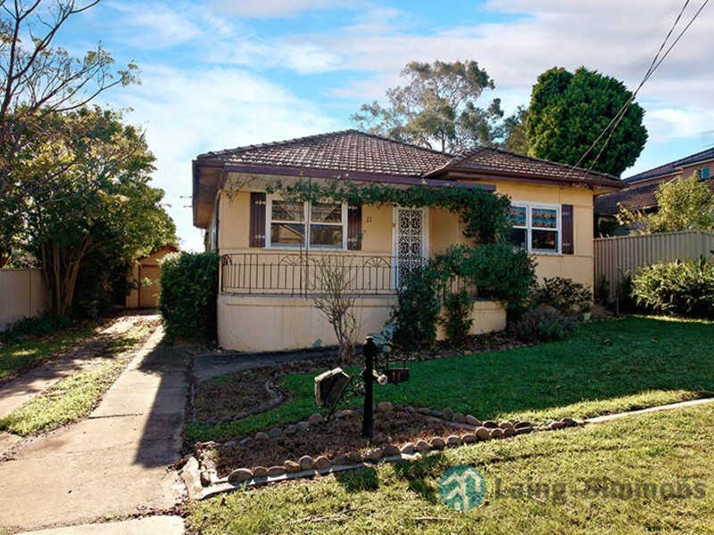 11 Verlie Street, Merrylands NSW 2160