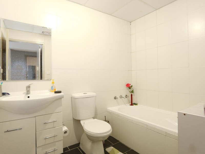 2/64-68 Cardigan Street, Guildford NSW 2161