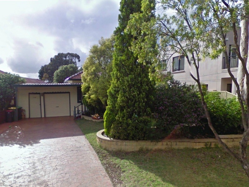 8 Sandra Avenue, Panania NSW 2213