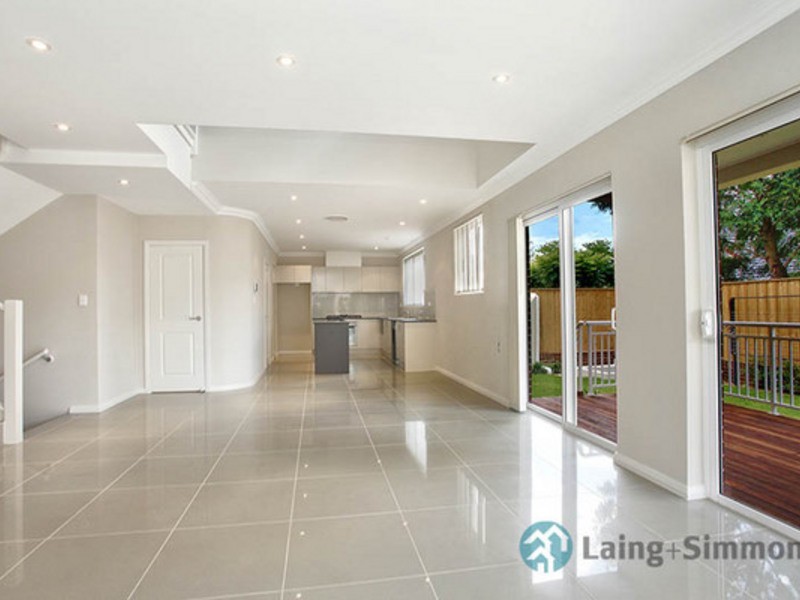 1/62a Constitution Rd, Constitution Hill NSW 2145