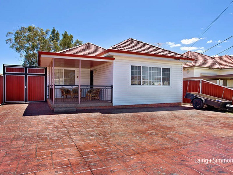 7 Banksia Street, Granville NSW 2142