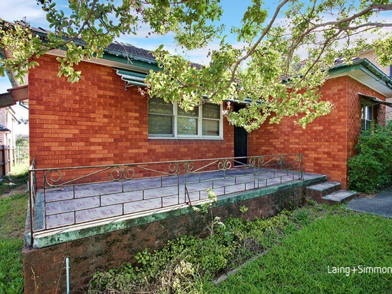 9 Waratah Street, Guildford NSW 2161