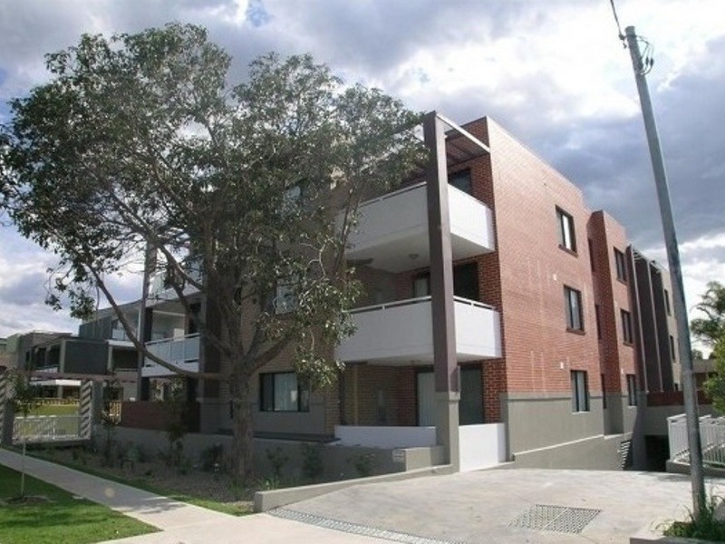 3/223-225  William Street, Granville NSW 2142