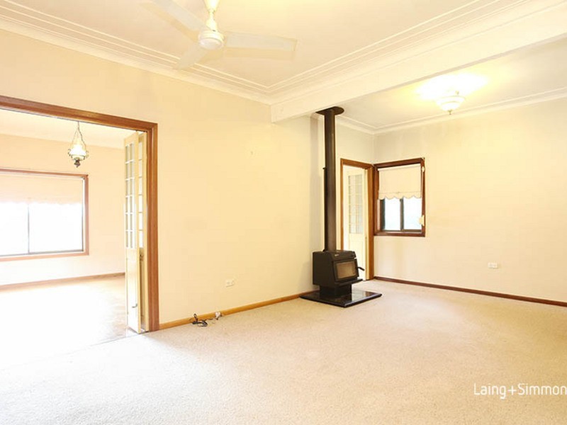 44 Binalong Road, Pendle Hill NSW 2145