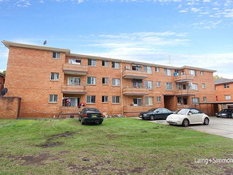 16/16A Wigram Street, Harris Park NSW 2150