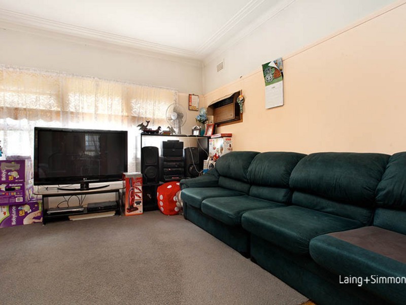 6 Myee Street, Merrylands NSW 2160