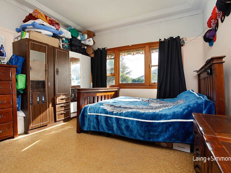 6 Myee Street, Merrylands NSW 2160