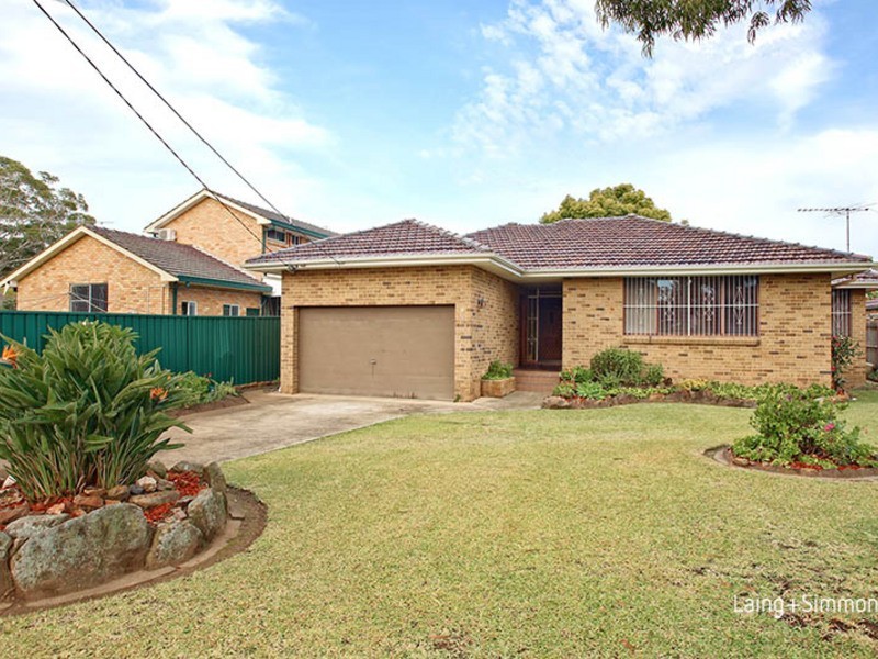 2 Lois Place, Merrylands NSW 2160