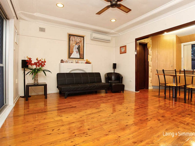 64 Rawson Road, Guildford NSW 2161