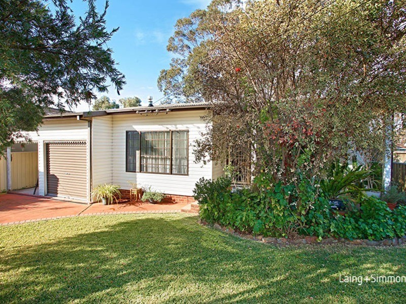 6 Grant Crescent, Merrylands NSW 2160